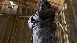 The Monuments | The Clones of Polo | Robert E. Lee Statue