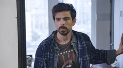 Irma busca a un coyote