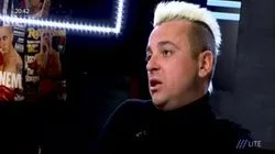 Сергей Аморалов: «Милиционеры стояли с наручниками и ждали, когда мы отыграем». Солист «Отпетых мошенников» о том, как две банды девушек караулили его у подъезда, возвращался домой по крышам и как подписал контракт на 50 лет