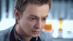 Даму сдавали в багаж