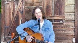 On with the Show: Top 20 Sing for Your Vote