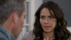 Vicente revela el pasado de Carolina