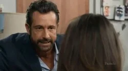 Damián le pone un alto a Mía