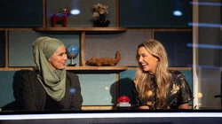 Temperaturen stiger (Marte Bratberg og Iman Meskini mot Erik Follestad og Mia Hundvin)