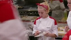17 Chefs Compete