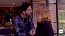 Juancho despide a Yeimy de Surround Vibes