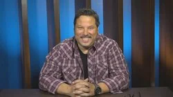 Greg Grunberg and Matt Iseman vs. Raven-Symoné and Jamie-Lynn Sigler