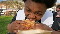 Royal Fried Chicken (Carshalton)