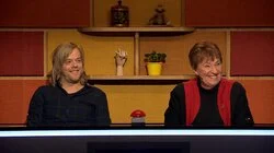 En herre med eller uten bart (Petter Schjerven og Sarah Natasha Melbye mot Calle Hellevang-Larsen og Marianne Borgen)