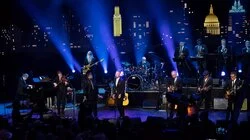 Lyle Lovett and His Large Band