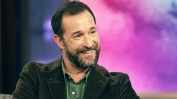 Noah Wyle, Patrick Gibson, Emily Kaufman, Marc Broussard