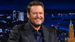 Blake Shelton, Desi Lydic