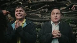 Dumnezeu să-l ierte!