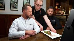 Москва. Золотой дракон