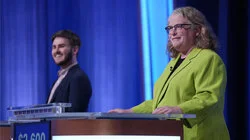 Paolo Pasco Vs. Alex Rossell Hayes Vs. Susan Harris, Show # 9327.