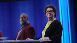 Harrison Whitaker Vs. Greg Saunders Vs. Lynette Perloff, Show # 9368.