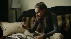 Stăm și ne stă banii