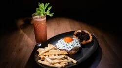 Glitz, Glam and Gourmet