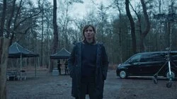 Het meisje in het bos