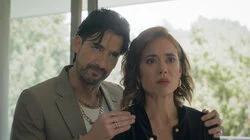 Yeimy le pide a Charly escoger entre ella y Sky