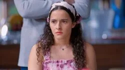 Lila es la madre biológica de Alexander