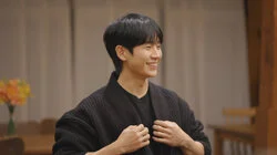 Jung Hae-in 'Can one dish break down stereotypes?'