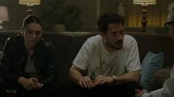 Duvardaki Fotoğraf....