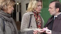 Lindholm - 09 - Pauline