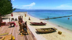 One Armed Dude and Three Moms