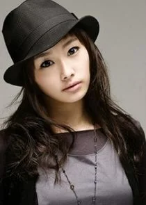 Nicole Jung