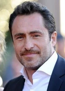 Demián Bichir