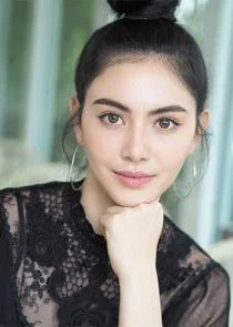 Davika Hoorne