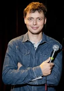 Виктор Комаров