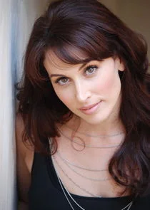 Lesli Margherita