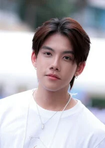 Peipei Krit Songdechakraiwut