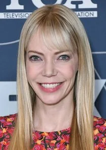 Riki Lindhome